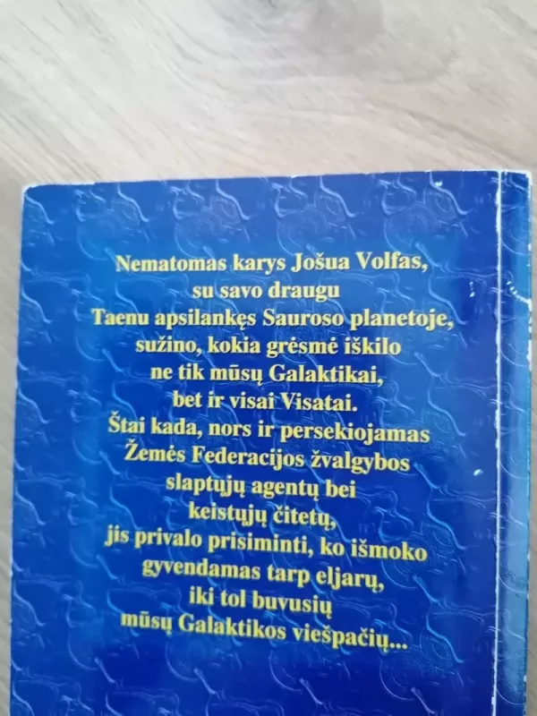 Dievybės šešėlis - Chris Bunch, knyga 5