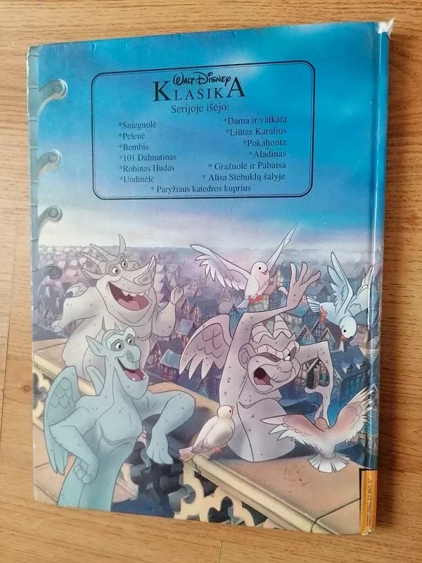 Paryžiaus Katedros Kuprius - Walt Disney, knyga 4