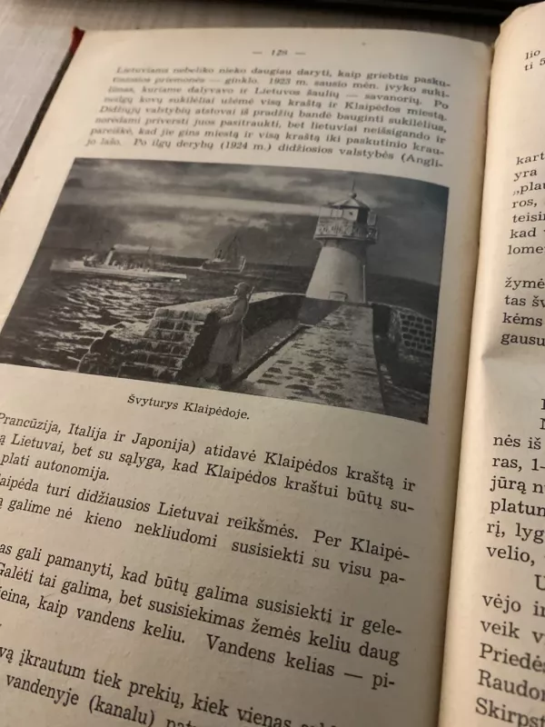 Kraštai ir žmonės. Lietuva. I tomas - Stanislovas Tarvydas, knyga 3