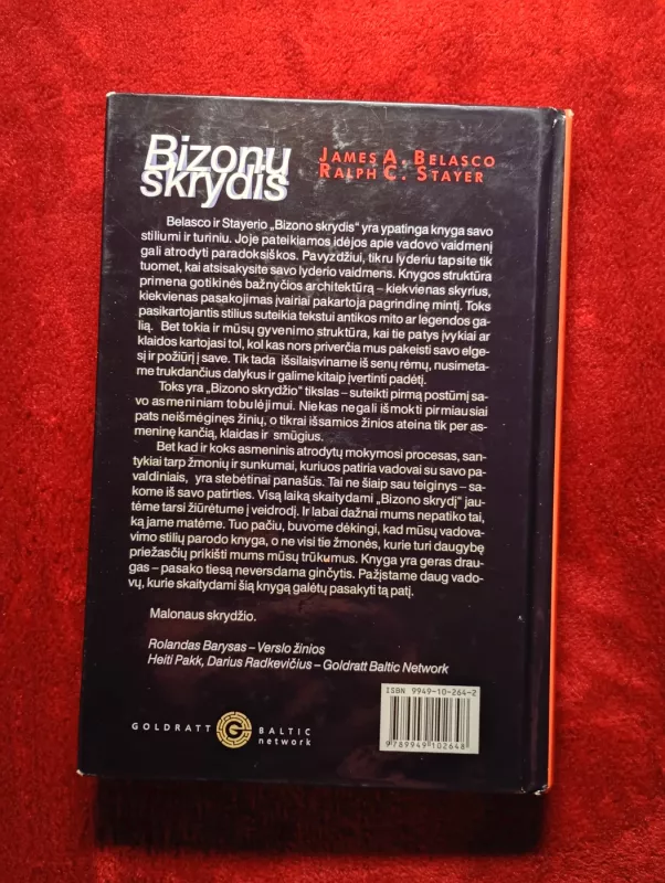 Bizonų skrydis - James Belasco, knyga 3