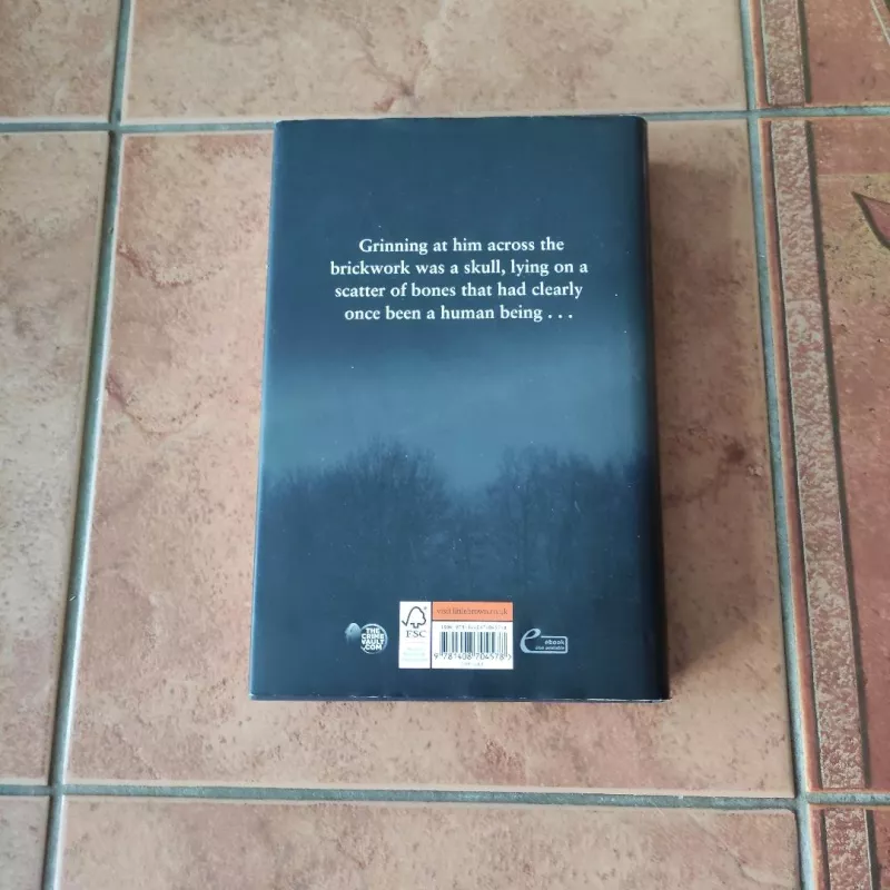 The Skeleton Road - Val McDermid, knyga 3