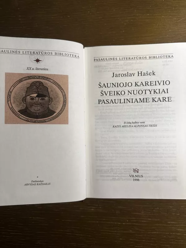 Šauniojo kareivio Šveiko nuotykiai pasauliniame kare - Jaroslav Hašek, knyga 2