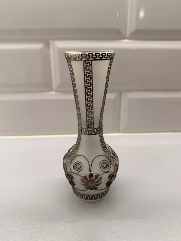 Vaza su metaliniu dekoru - , namai ir interjeras 3