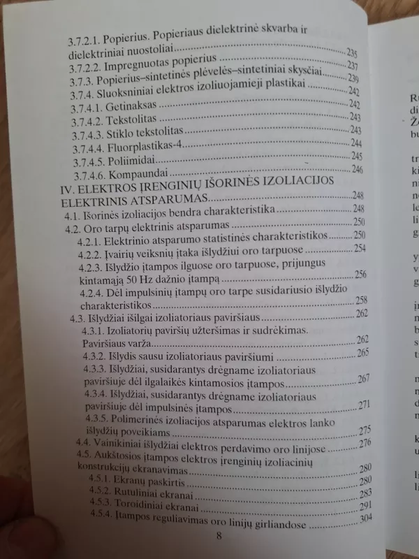 Aukštosios įtampos elektros įrenginių izoliacinių medžiagų savybės -  Juozas Baublys, knyga 6
