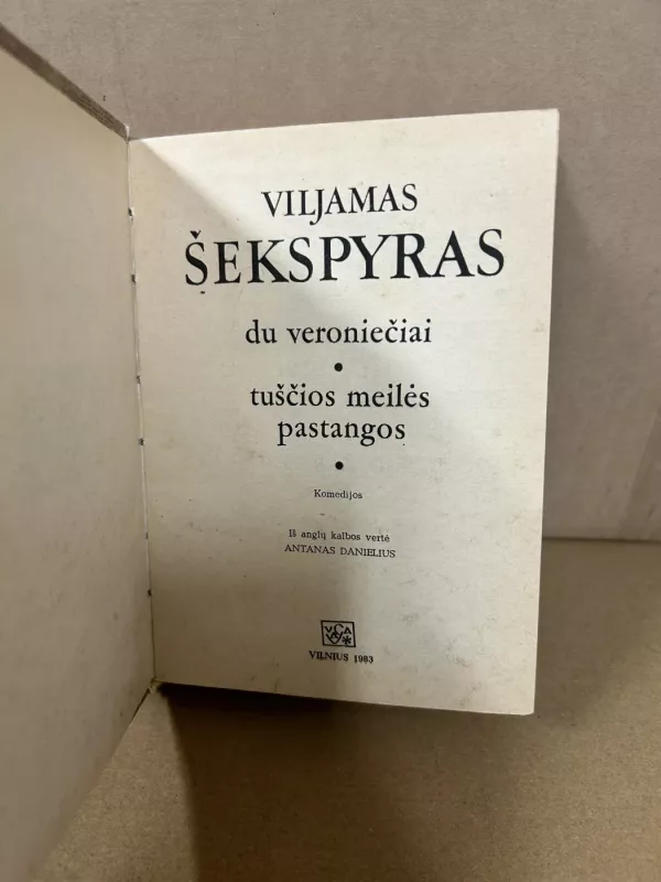 Du veroniečiai. Tuščios meilės pastangos - Viljamas Šekspyras, knyga 3