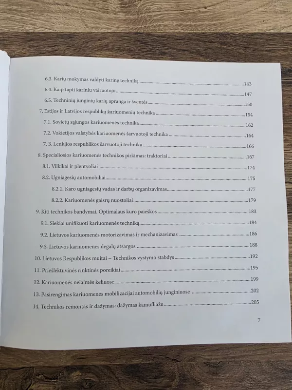 Lietuvos kariuomenės technika 1918-1940 - Vidas Grigoraitis, knyga 4