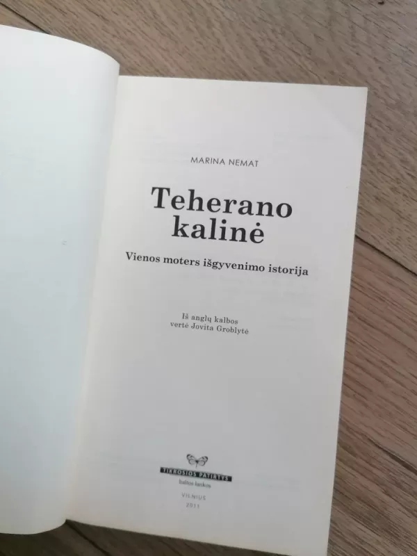 Teherano kalinė - Marina Nemat, knyga 3