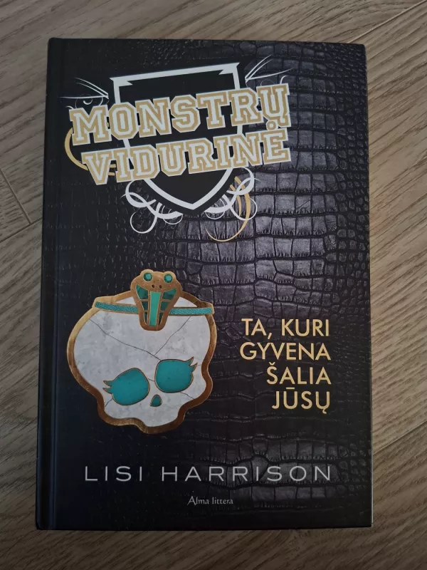 Monstrų vidurinė (1-3 knygos) - Lisi Harrison, knyga 4