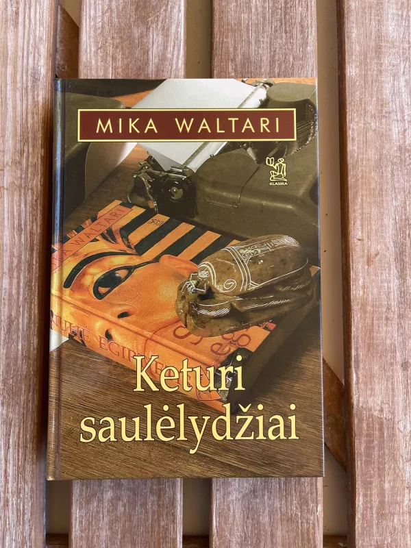 Keturi saulėlydžiai - Mika Valtari, knyga 2