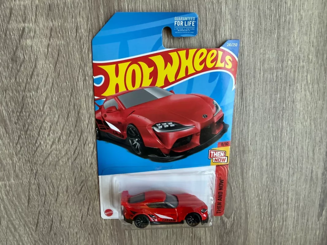 20 Toyota GR Supra Hot Wheels Long Card - , namai ir interjeras 5