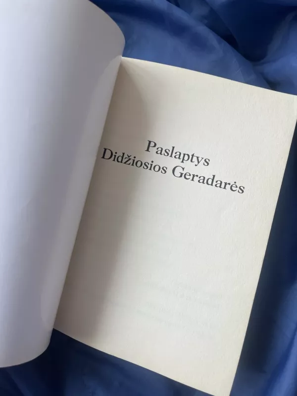 Paslaptys Didžiosios Geradarės - Autorių Kolektyvas, knyga 3