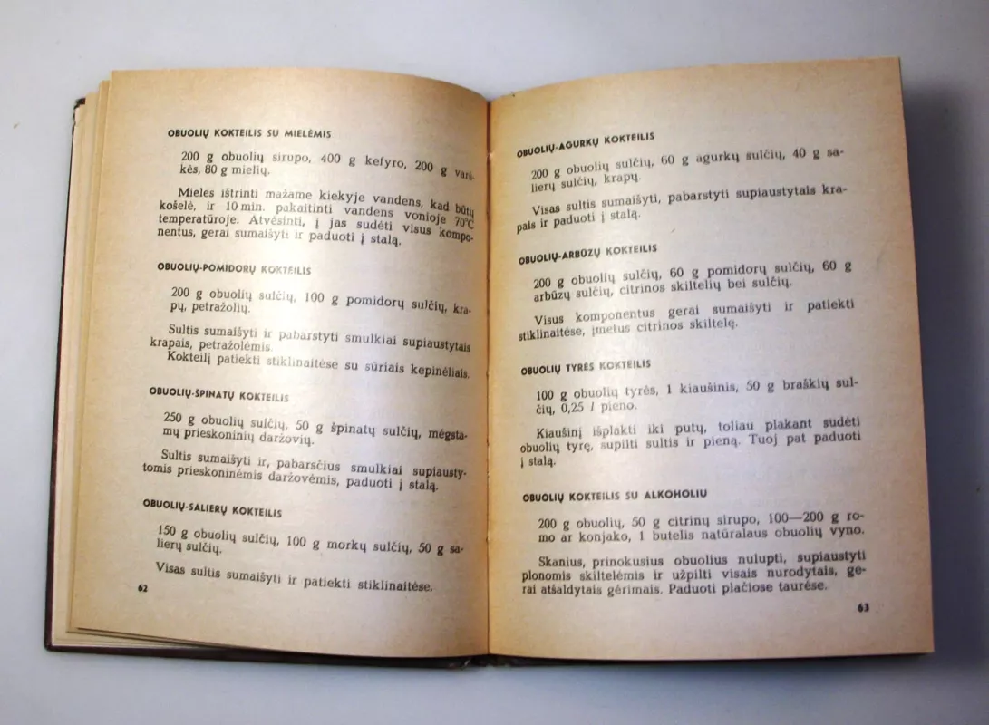 Viskas iš obuolių - K. Buožytė-Brundzienė, knyga 6