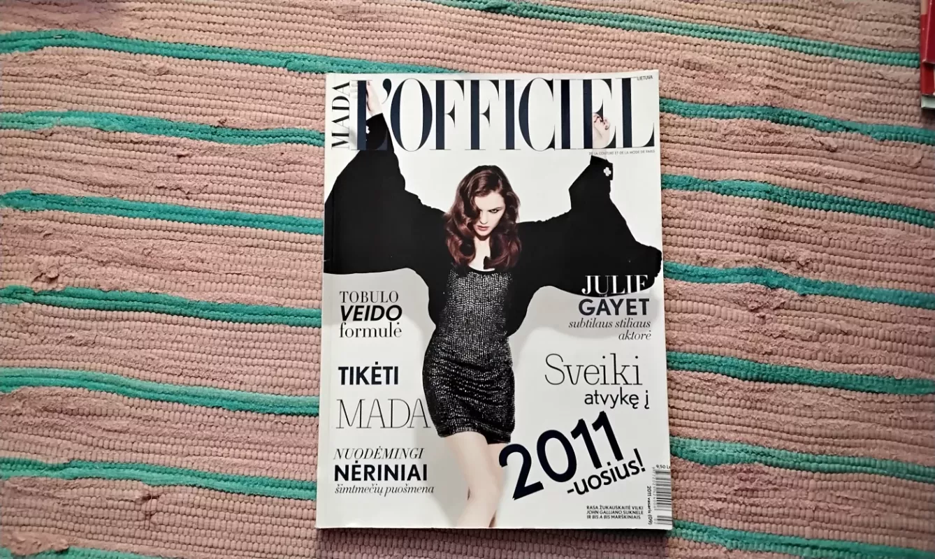 MADA LOFFICIEL 2011 m. Nr. 9 - Autotių kolektyvas, knyga 2