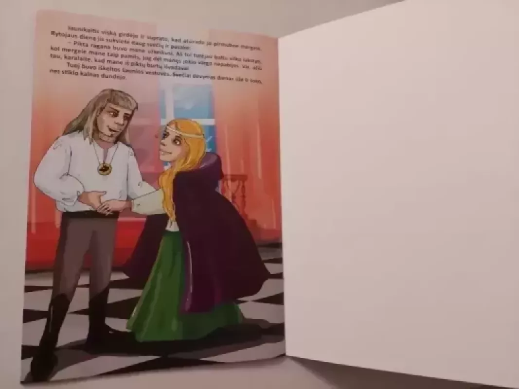 Baltas vilkas - Autorius Nežinonamas, knyga 4