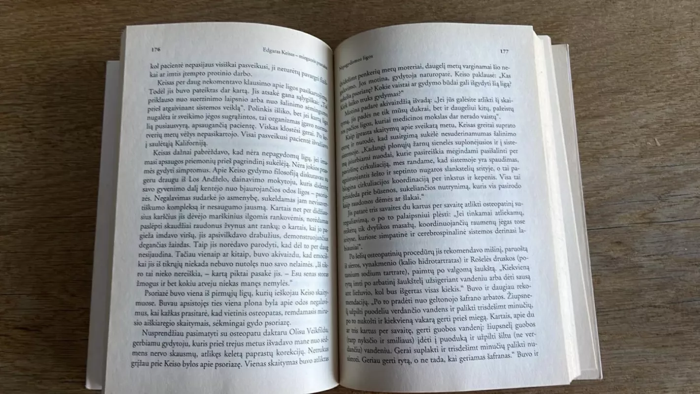 Edgaras Keisas-miegantis pranašas - Stearn Jess, knyga 4