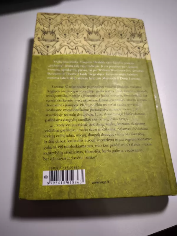 Sezonas Gariko teatre - Margaret Drabble, knyga 3