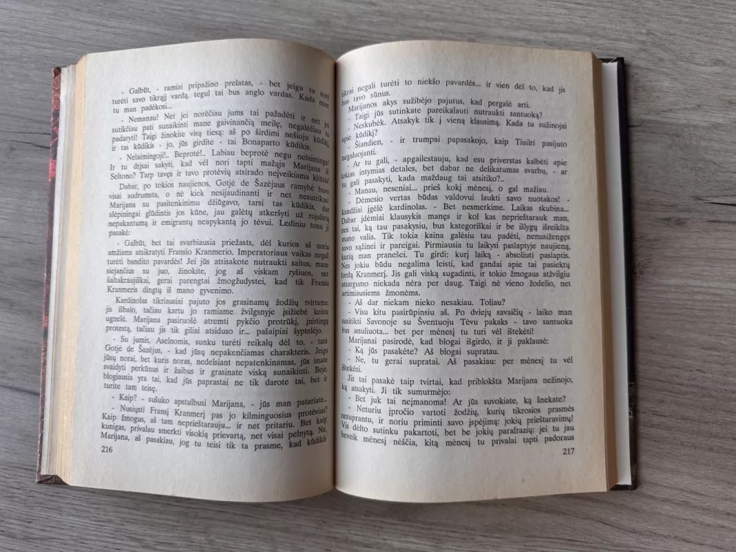 Marijana. II knyga - Žiuljeta Benconi, knyga 4