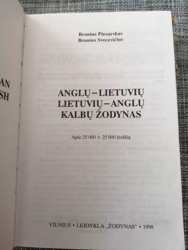 Anglų-lietuvių, lietuvių-anglų kalbų žodynas - Bronius Piesarskas, knyga 3