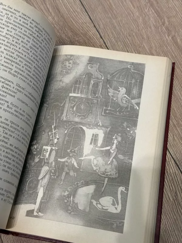 H. K. Andersenas. Pasakos ir istorijos - H. K. Andersenas, knyga 6