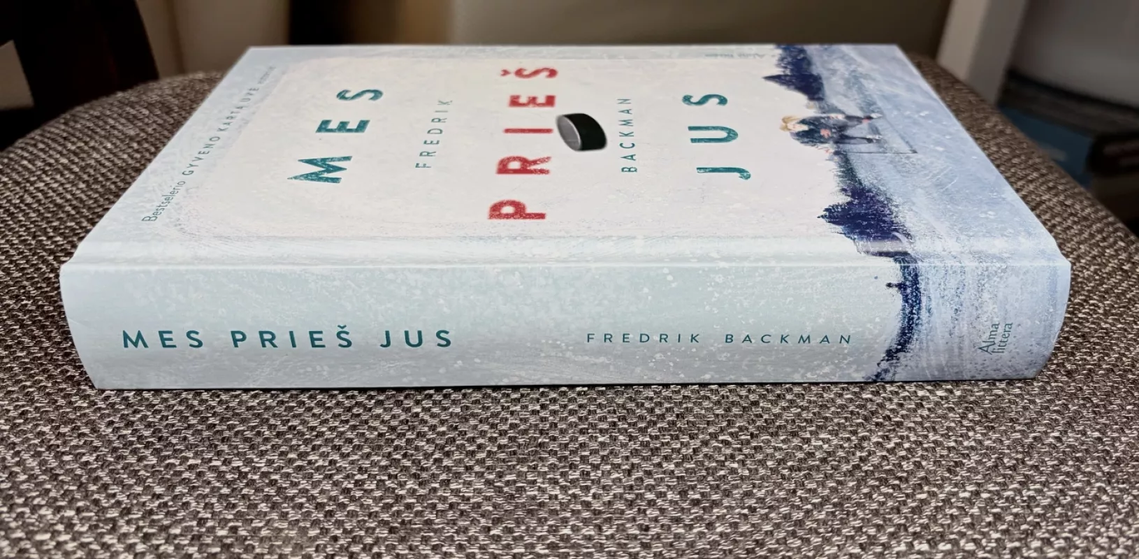 Mes prieš jus - Fredrik Backman, knyga 4