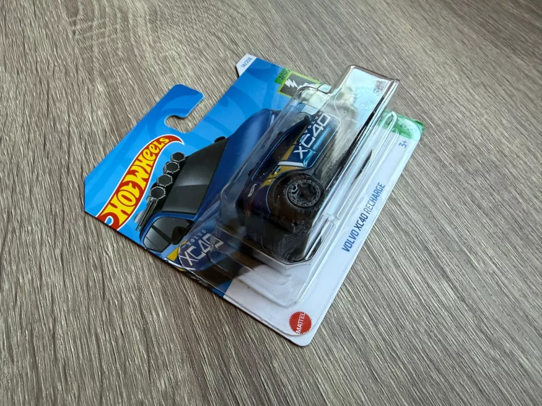 Volvo XC40 Recharge Hot Wheels - , namai ir interjeras 3