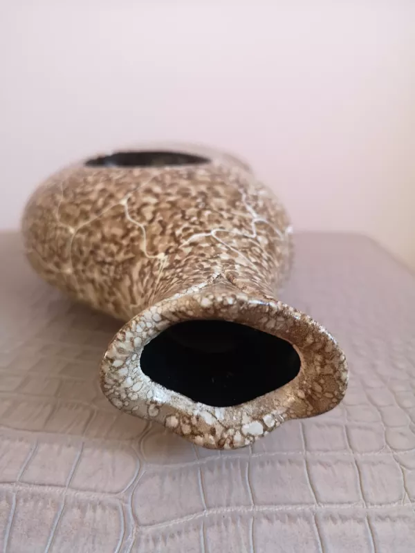 Išskirtinės formos keramikinė ruda vaza - , namai ir interjeras 6