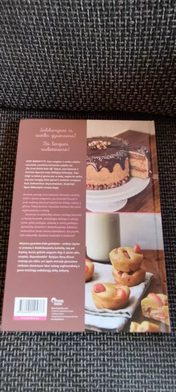 Saldi alternatyva. Sveiki kepiniai ir desertai - Ugnė Būbnaitytė, knyga 3