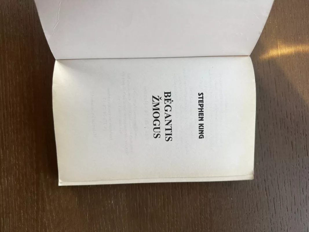 Bėgantis žmogus (42) - Stephen King, knyga 5