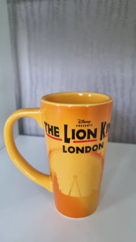 Disney. Aukštas ir talpus latte arba arbatos puodelis iš Londono, miuziklo The Lion King suvenyras. - , namai ir interjeras 3