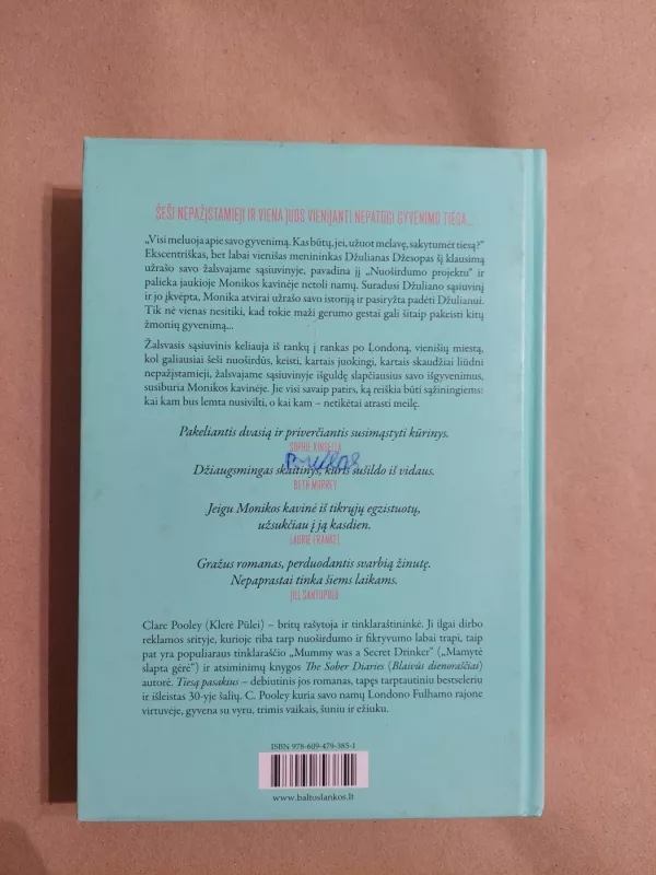 TIESĄ PASAKIUS - Clare Pooley, knyga 3