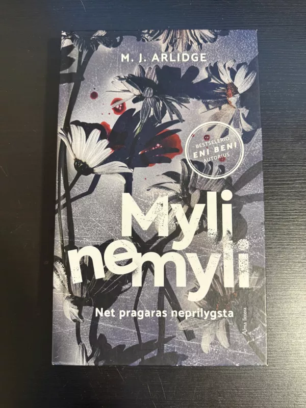 Myli nemyli - M.J. Arlidge, knyga 2