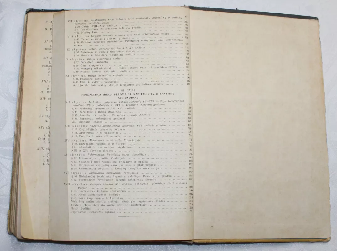 Vidurinių amžių istorija - J. Agibalova, G.  Donskojus, knyga 5