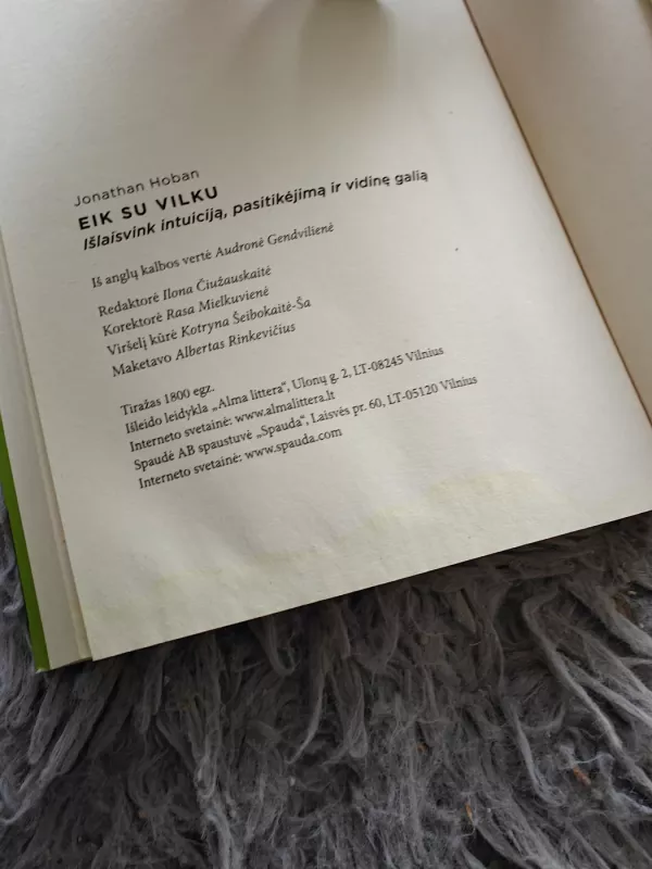 Eik su vilku - Jonathan Hoban, knyga 4