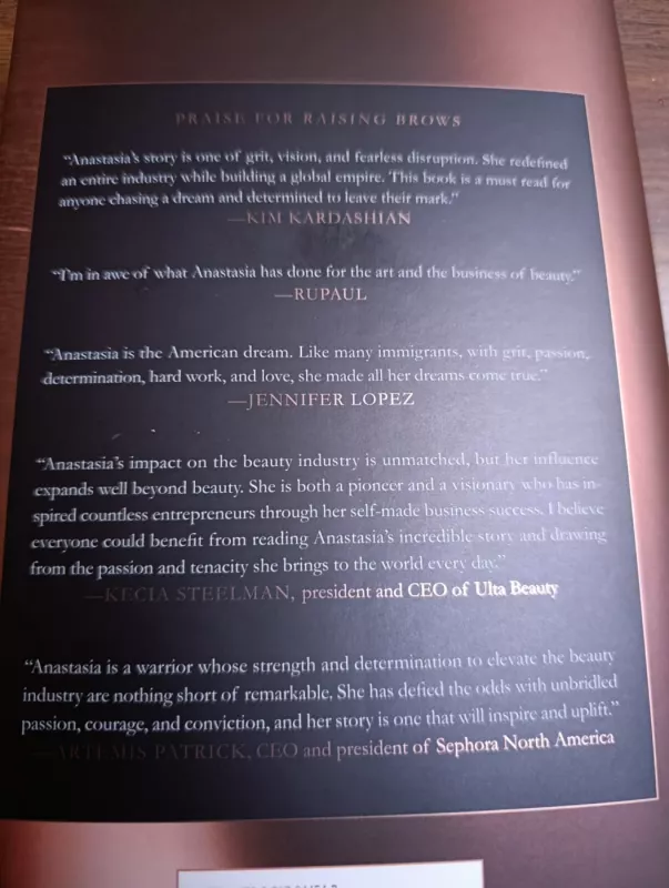 Raising Brows: My Story of Building a Billion-Dollar Beauty Empire - Anastasia Soare, knyga 4