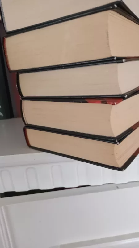 Serja  Saulėlydis Stephenie Meyer penkios knygos - Stephenie Meyer, knyga 5