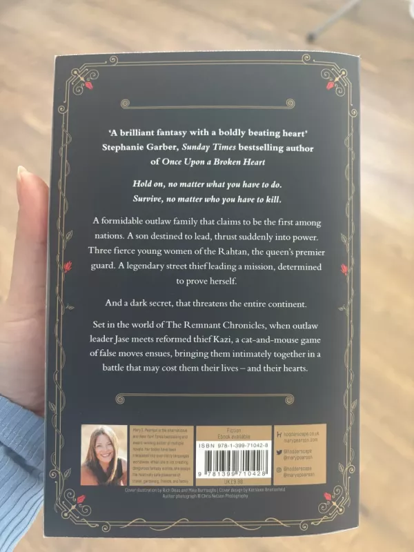 Dance of thieves - Mary E. Pearson, knyga 3