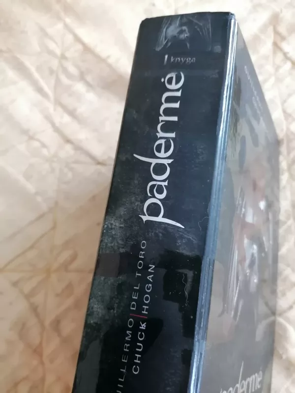Padermė - del Toro Guillermo, knyga 3