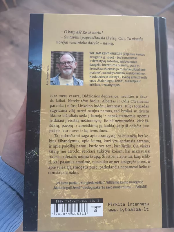 Maloningoji žemė - William Kent Krueger, knyga 3