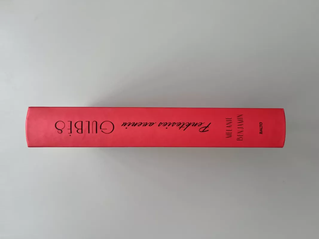 Penktosios aveniu gulbės - Melanie Benjamin, knyga 6