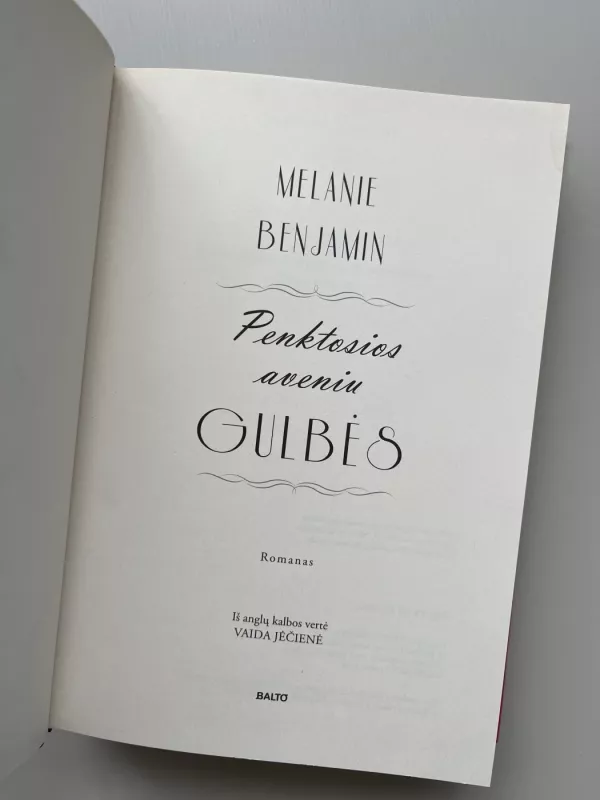 Penktosios aveniu gulbės - Melanie Benjamin, knyga 4