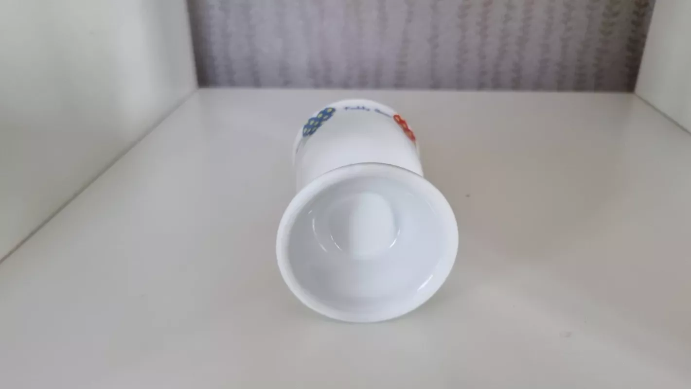 Stovas kiaušiniui "Teddy Bear" - , namai ir interjeras 4