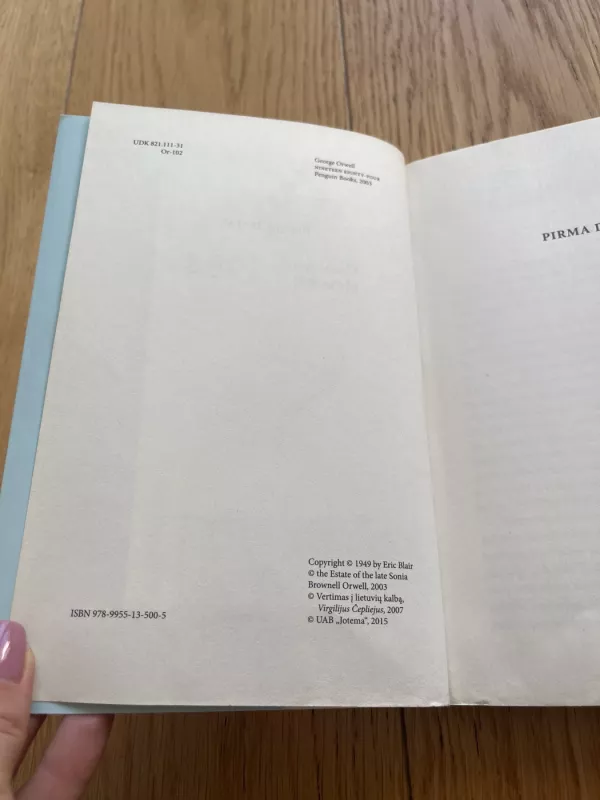 1984 - George Orwell, knyga 3