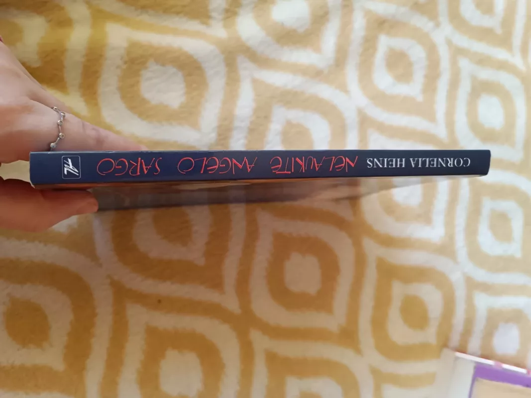 Nelaukite angelo sargo - Cornelia Heins, knyga 3