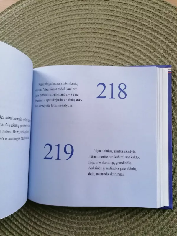 365 gero stiliaus patarimai ponams - Claudia Piras, Bernhard  Roetzel, knyga 5