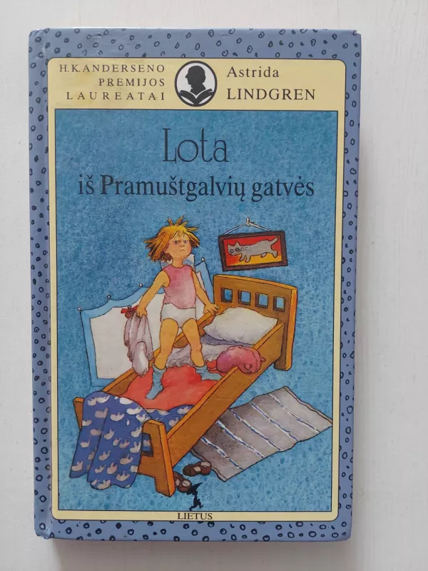 Lota iš pramuštgalvių gatvės - Astrid Lindgren, knyga 2