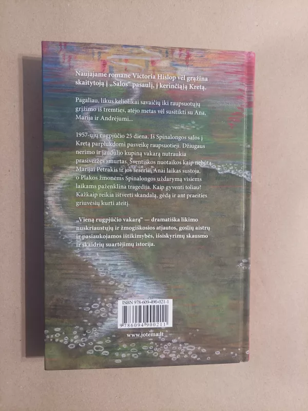 Vieną rugpjūčio vakarą - Victoria Hislop, knyga 3