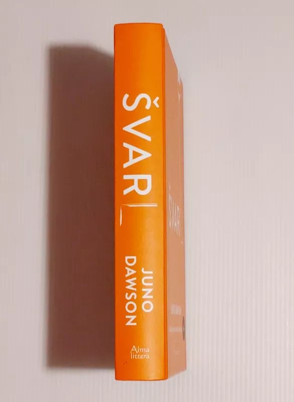 Švari. MelvinvBurgess Heroino skaitytojams - Juno Dawson, knyga 4