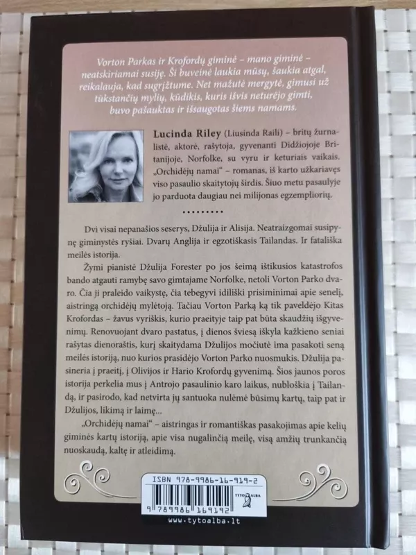 Orchidėjų namai - LUCINDA RILEY, knyga 3