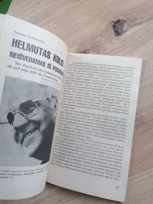 Jie valdo PASAULĮ - Keli autoriai, knyga 5