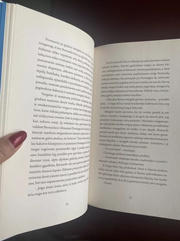 Apie meilę ir kitus demonus - Autorių Kolektyvas, knyga 4